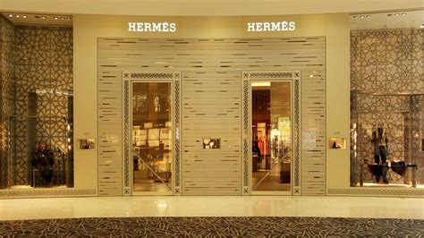 hermes shopping center dubai.